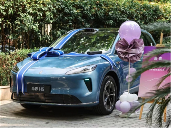 厚積成勢(shì)，蓄力“上新”，解構(gòu)上汽銷量九連漲背后的競(jìng)爭(zhēng)新優(yōu)勢(shì)