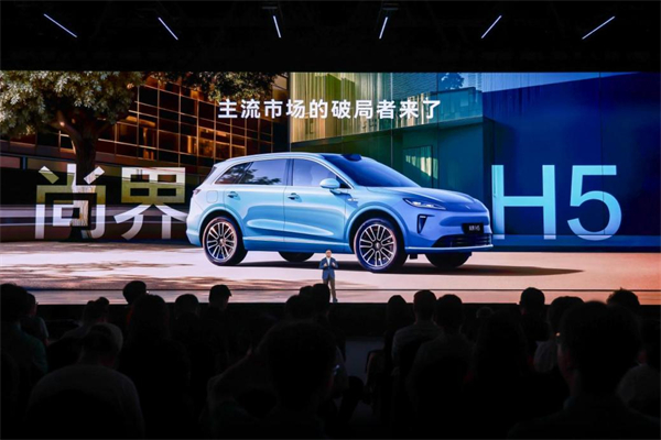 上汽“業(yè)績+技術(shù)+改革”三箭齊發(fā) 突破領(lǐng)跑智電時代