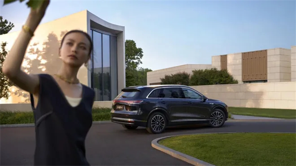 上汽，奔流不息