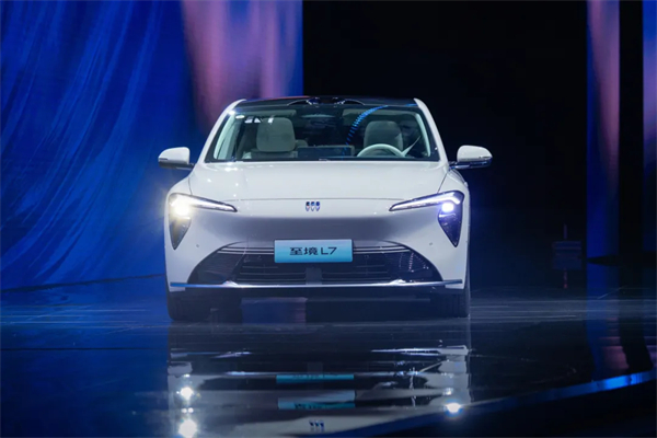 16.99萬(wàn)起的別克至境L7，B級(jí)車的局，還得別克來(lái)破！