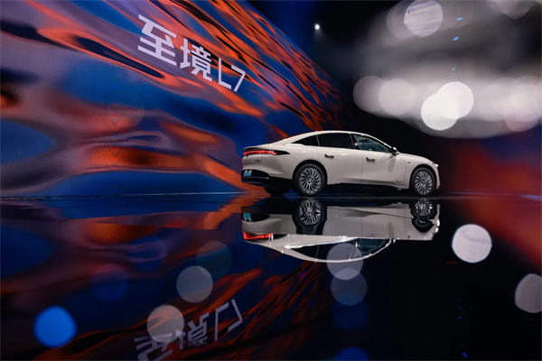 16.99萬(wàn)起的別克至境L7，B級(jí)車的局，還得別克來(lái)破！