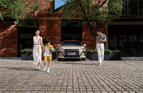 榮威M7 DMH：既要“大美好”，也要“真智能”