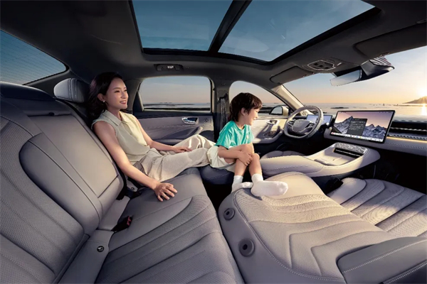 時(shí)代的車(chē)門(mén)，被消費(fèi)者狠狠推開(kāi)