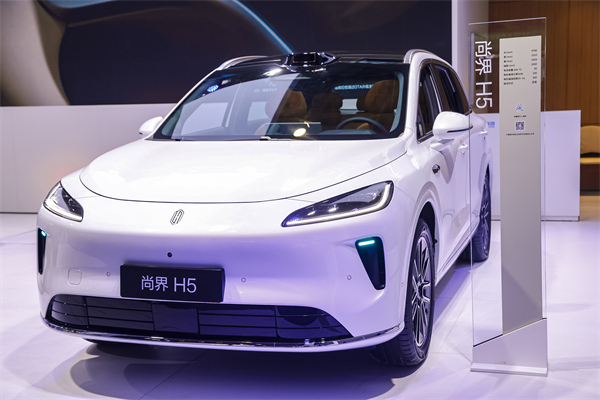 懂車更懂你 上汽集團(tuán)亮相2025世界智能網(wǎng)聯(lián)汽車大會(huì)