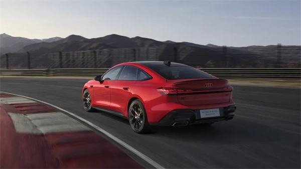 全新上汽奧迪A5L Sportback正式上市，限時臻享價25.99萬元起