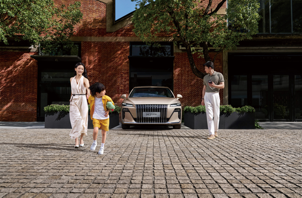 榮威M7 DMH重磅上市，限時美好價8.58萬元起享新能源時代家轎王